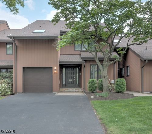 69 Cummings Cir, West Orange, NJ, 07052-2268 | Card Image