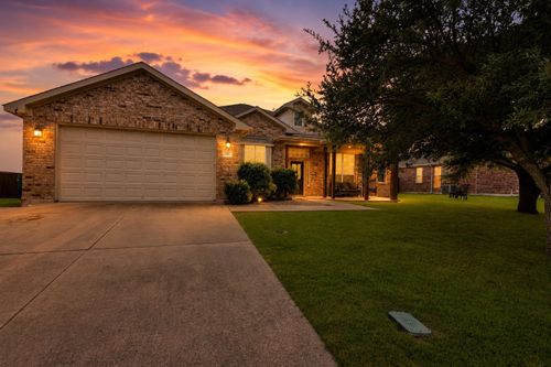 205 King George Rd, Ponder, TX, 76259-6024 | Card Image