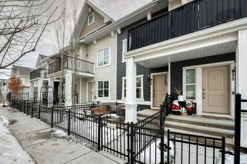 913 Cranbrook Walk Se, Calgary, AB, T3M2V5 | Card Image