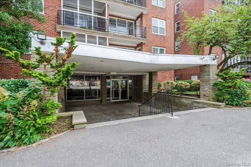 apt-2j-99 Randall Ave, Freeport, NY, 11520-2715 | Card Image