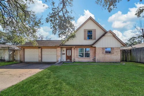 3315 Crestdale Dr, Houston, TX, 77080-1246 | Card Image