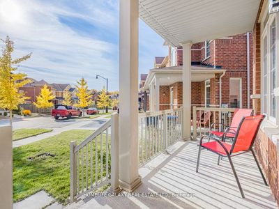 61 Baby Pointe Trail, House attached with 3 bedrooms, 3 bathrooms and 2 parking in Brampton ON | Image 3