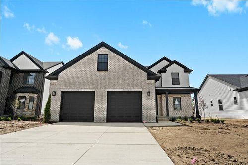 5-36135 Parkdale St, Livonia, MI, 48150-2556 | Card Image