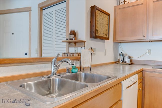 UNIT-201B - 2221 Willow Dr, Condo with 2 bedrooms, 2 bathrooms and null parking in Livingston MT | Image 7