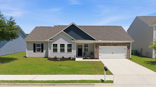 215 Lake Tyler Dr, New Bern, NC, 28560-9558 | Card Image