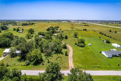 14056 E 122nd St N, Collinsville, OK, 74021-5248 | Card Image