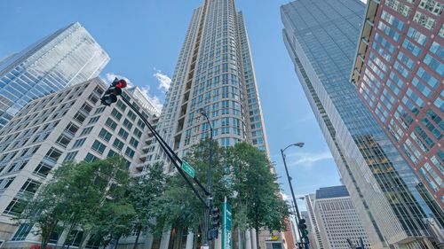 1202-345 La Salle Dr, Chicago, IL, 60654-6347 | Card Image