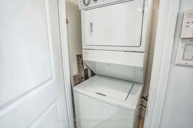 612 - 9 George St N, Condo with 2 bedrooms, 1 bathrooms and 1 parking in Brampton ON | Image 24