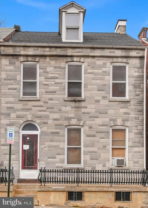 635 Manor St, LANCASTER, PA, 17603-5185 | Card Image