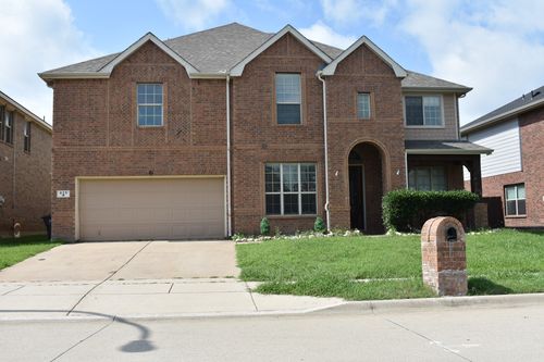 425 Crown Oaks Dr, Fort Worth, TX, 76131-4267 | Card Image
