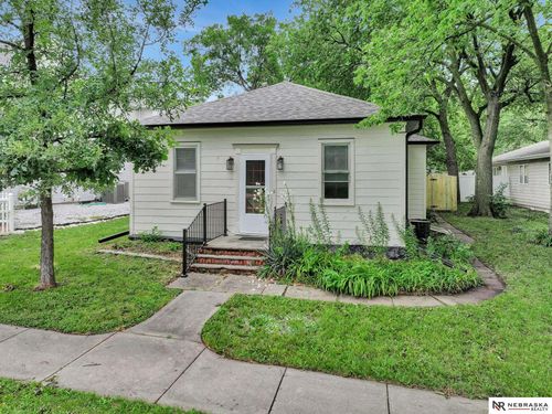 114 Chestnut St, Hickman, NE, 68372-9658 | Card Image