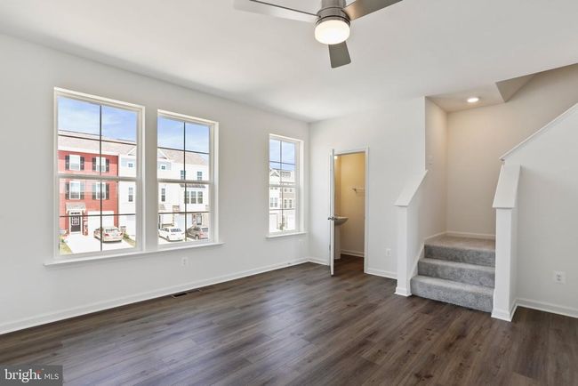 167 Clifton Mnr, Townhouse with 3 bedrooms, 4 bathrooms and null parking in FALLING WATERS WV | Image 11