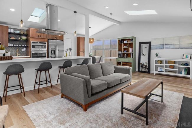 9542 Larrabee Ave, House other with 3 bedrooms, 2 bathrooms and 4 parking in San Diego CA | Image 6