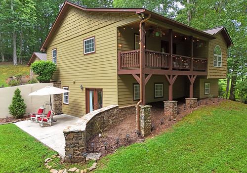 1512 Smithfield Ln, Young Harris, GA, 30582-2148 | Card Image