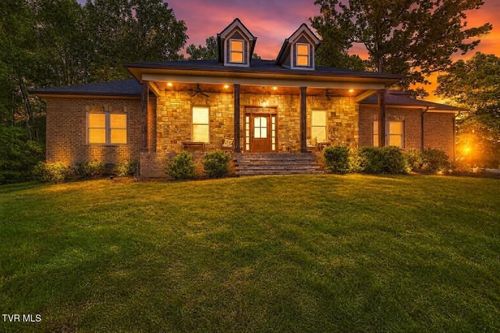 104 Lookout Ct, Blountville, TN, 37617-6453 | Card Image