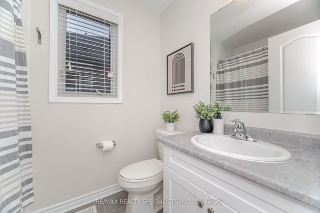 69 Phyllis Dr, House attached with 4 bedrooms, 3 bathrooms and 2 parking in Caledon ON | Image 23