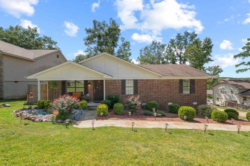 506 Parkway Place Dr, Little Rock, AR, 72211-3110 | Card Image