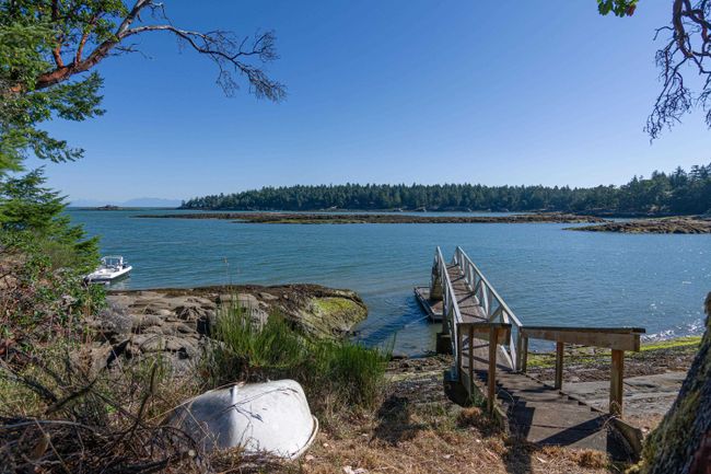 1361 Sturdies Bay Road, House other with 2 bedrooms, 1 bathrooms and 3 parking in Galiano Island BC | Image 25