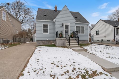 690 Rosedale Ave, Sarnia, ON, N7V1Z7 | Card Image