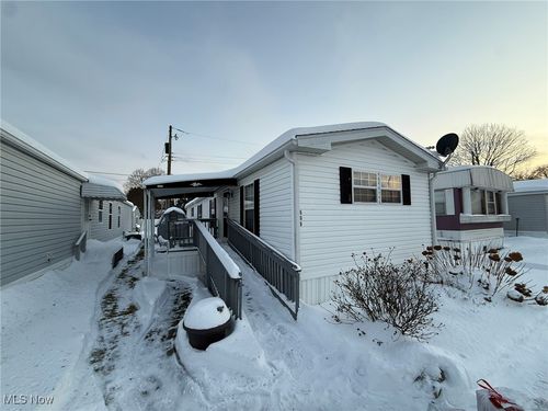 608 Patricia Ave Nw, New Philadelphia, OH, 44663-1148 | Card Image