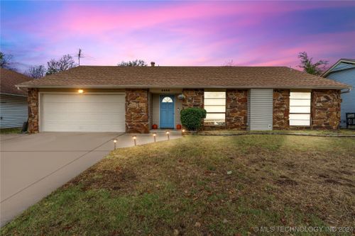 6452 S 32nd Westavenue, Jenks, OK, 74132 | Card Image