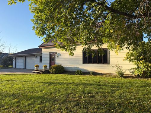 301 12th Ave E, Lisbon, ND, 58054-4803 | Card Image