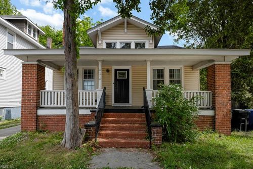 414 W 28th St, Norfolk, VA, 23508-3304 | Card Image