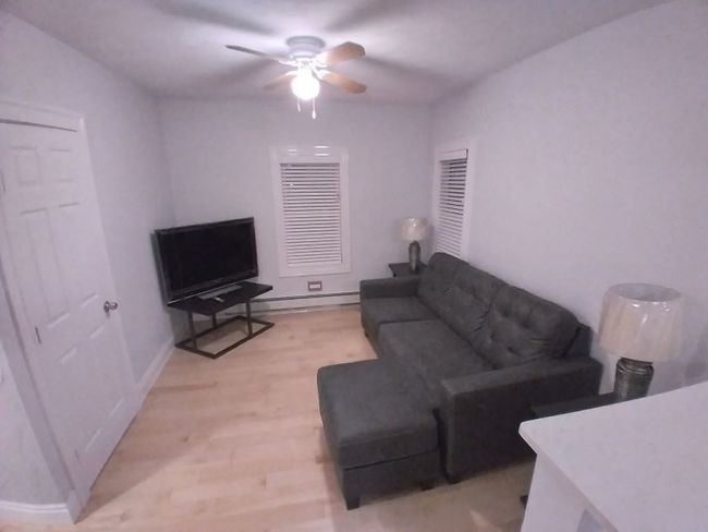 14 Russell St, Home with 6 bedrooms, 2 bathrooms and 5 parking in Everett MA | Image 20