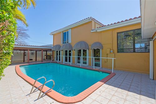 7941 Sw 18th Ter, Miami, FL, 33155-1345 | Card Image