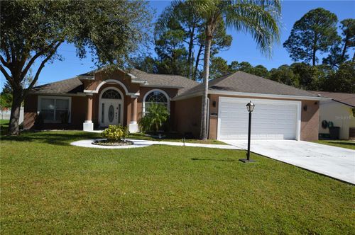 18 Bradmore Ln, Palm Coast, FL, 32137-8760 | Card Image