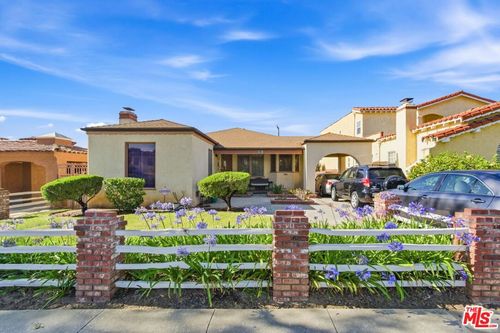 3513 W 78th St, Inglewood, CA, 90305-1205 | Card Image