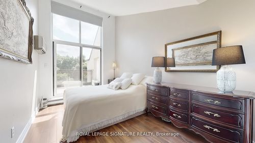 190-20 Moonstone Byway, North York, ON, M2H3J4 | Card Image
