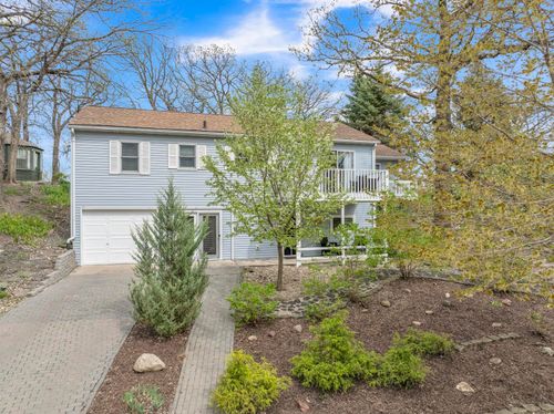 1316 Summer Circle Dr, Okoboji, IA, 51355-5034 | Card Image