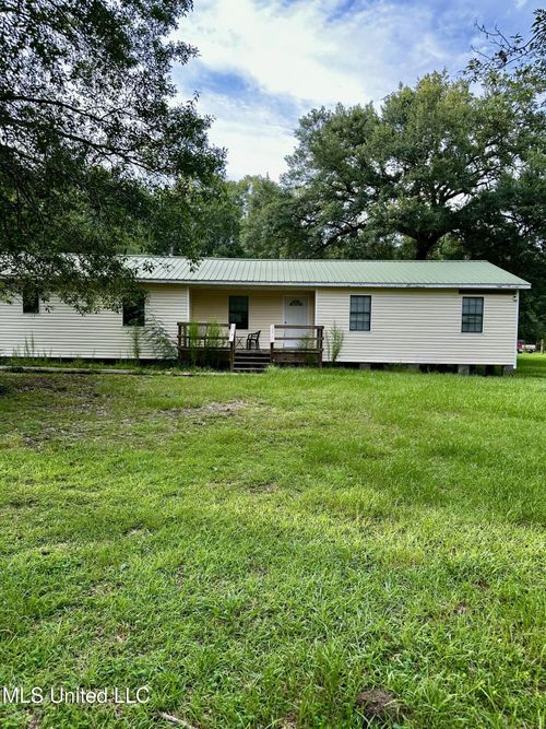 110 Tom Stringfellow Rd, Lucedale, MS, 39452-3916 | Card Image