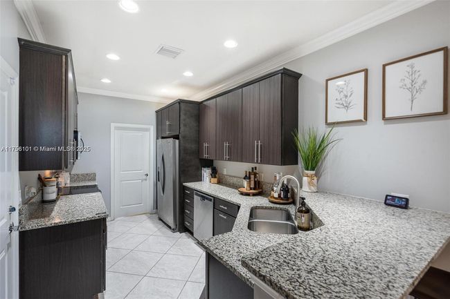 3944 Poinciana Ln, Townhouse with 3 bedrooms, 3 bathrooms and null parking in Hollywood FL | Image 14