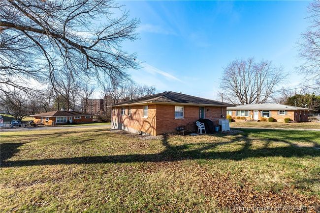 609 Lynn Rd, Home with 3 bedrooms, 2 bathrooms and null parking in New Albany IN | Image 26