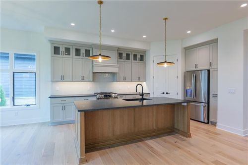 2856 W 133rd St, Leawood, KS, 66209 | Card Image
