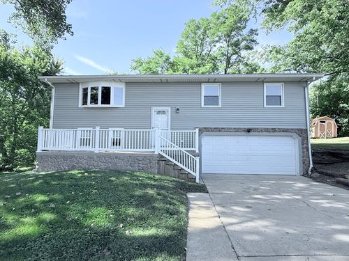 8824 Sunset Rd, Clinton, IL, 61727-8988 | Card Image