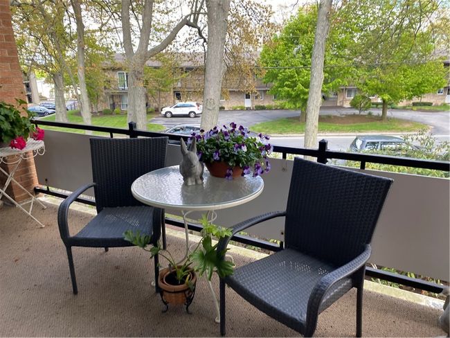 Porch | Image 18