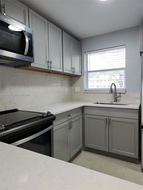 107-2811 N Pine Island Rd, Sunrise, FL, 33322 | Card Image
