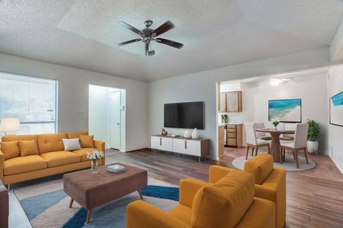 2820 Ridgecrest Dr, Fort Worth, TX, 76133-5722 | Card Image