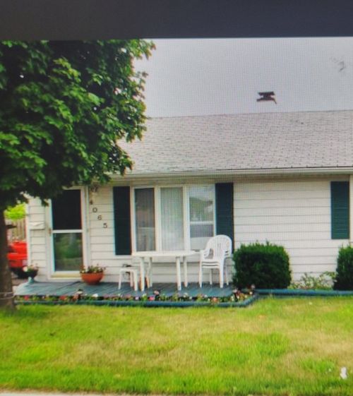 4065 Southwest Hwy, Hometown, IL, 60456-1107 | Card Image