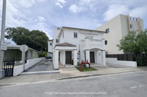 apt-102-318 E 6th St, Hialeah, FL, 33010-6811 | Card Image