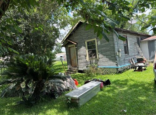 1086 Horne St, Houston, TX, 77088-4916 | Card Image
