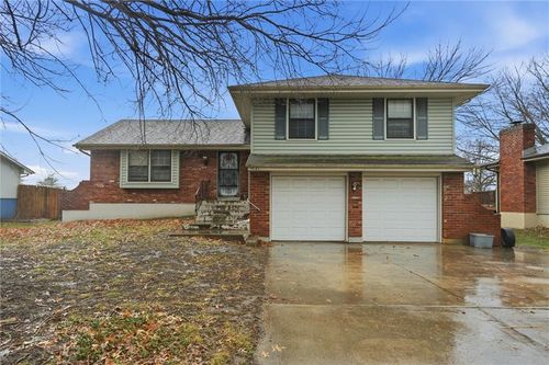 16201 E 40th St S, Independence, MO, 64055-4008 | Card Image