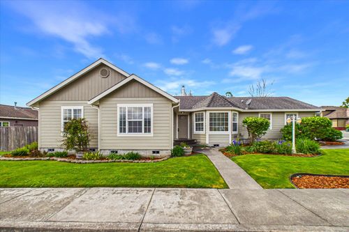 2315 Shamrock Dr, Fortuna, CA, 95540-4801 | Card Image