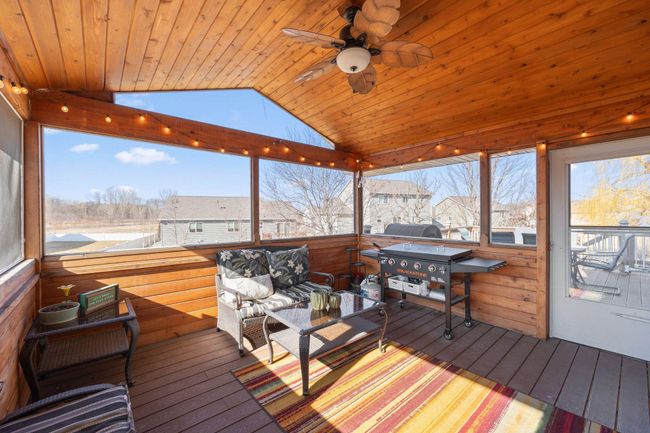 Custom screen porch | Image 16