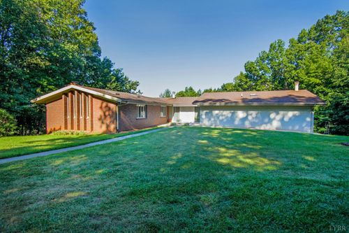 151 Clarks Rd, Rustburg, VA, 24588-4052 | Card Image