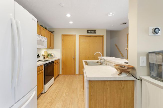 139 - 15745 Lower Fjord Way, Townhouse with 2 bedrooms, 2 bathrooms and null parking in Apple Valley MN | Image 13
