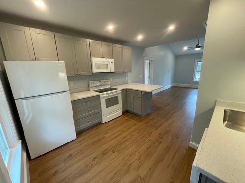 3-36 Hartford St, Bedford, MA, 01730-2246 | Card Image